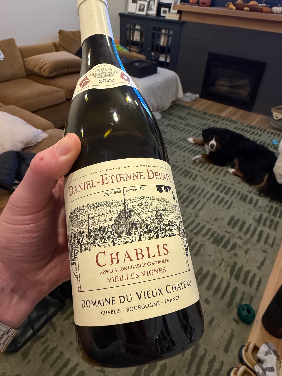 Daniel-Etienne Defaix Chablis Vieilles Vignes bottle label