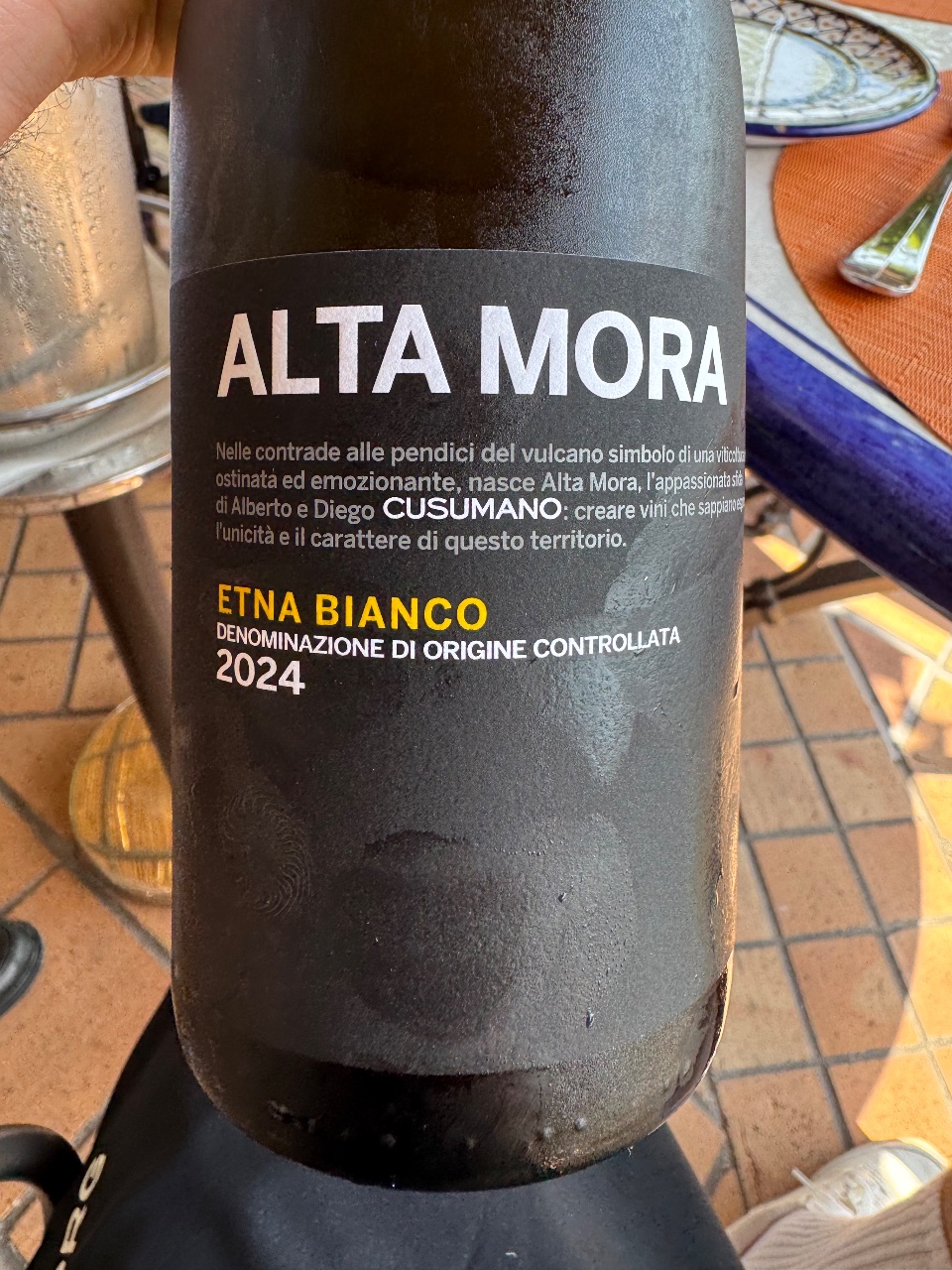 Cusumano Alta Mora Etna Bianco bottle
