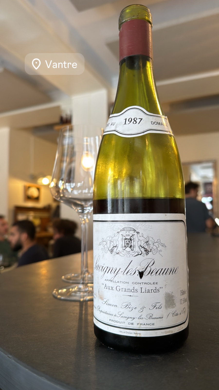 Simon Bize & Fils Savigny-les-Beaune "Aux Grands Liards" bottle