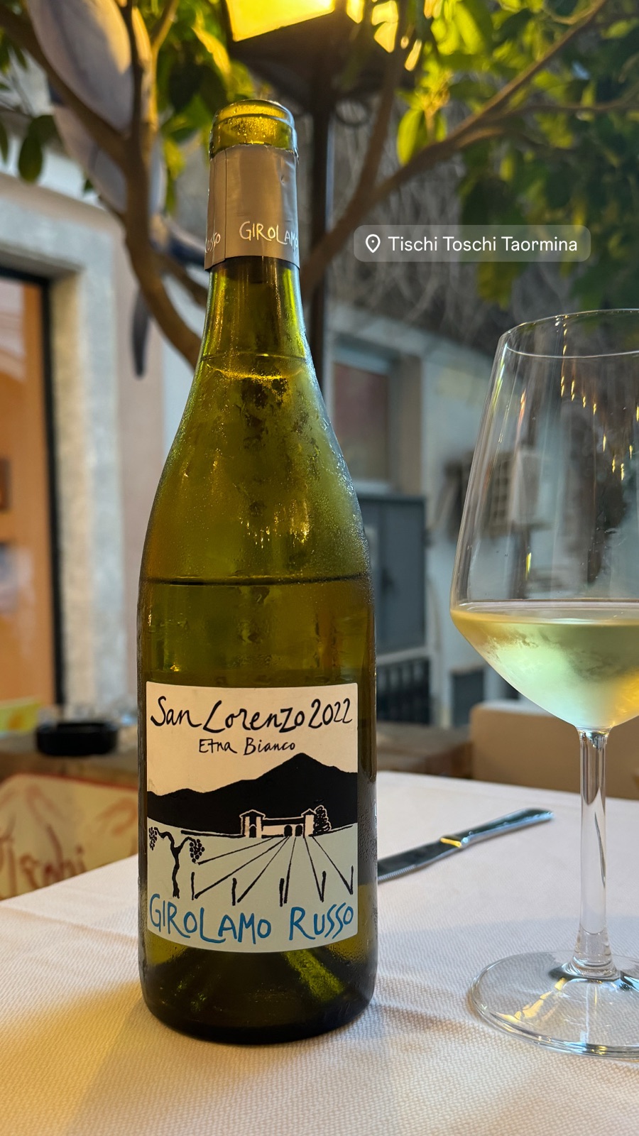 Girolamo Russo San Lorenzo Etna Bianco bottle