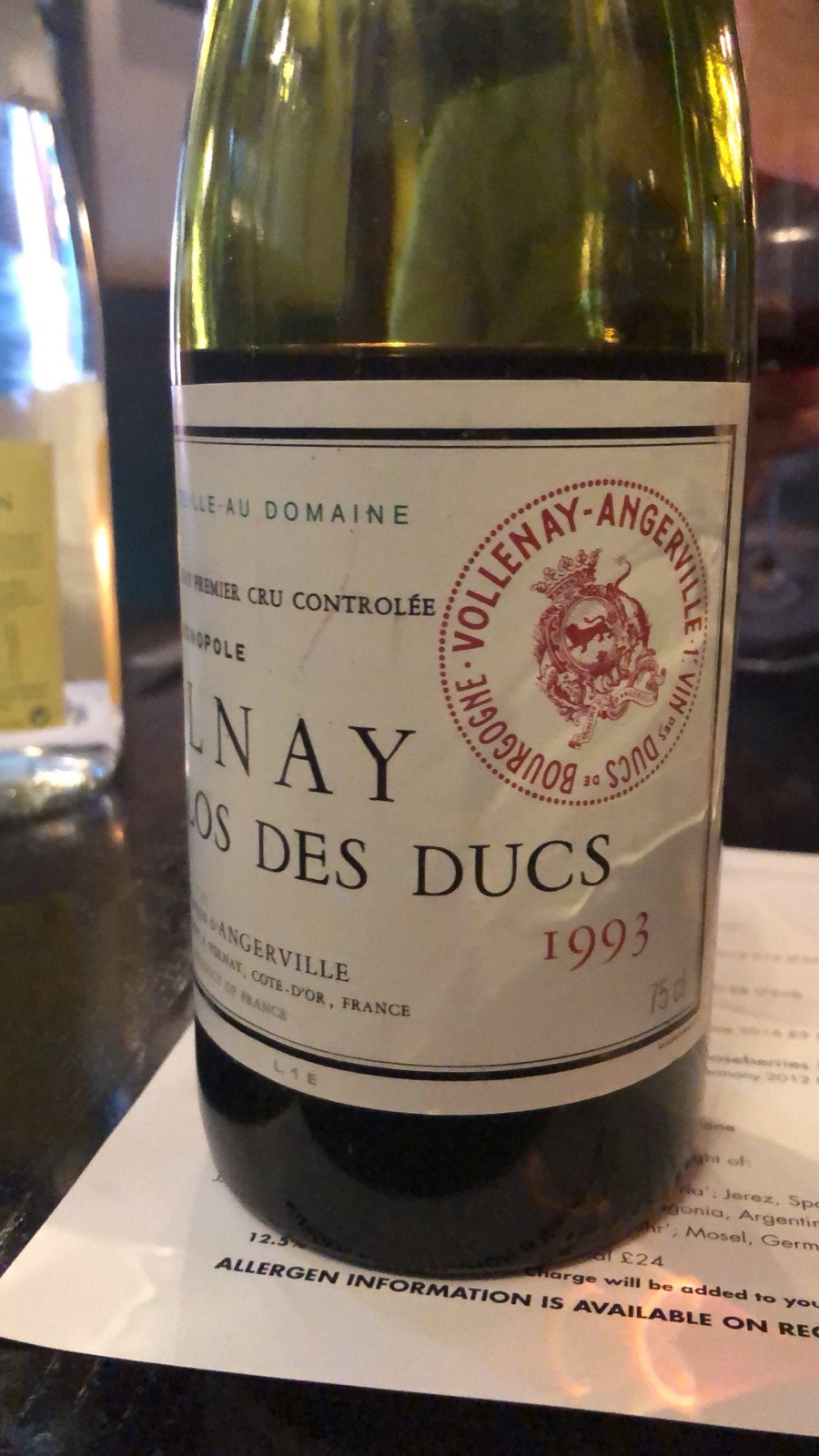 Domaine Marquis d'Angerville Volnay Clos des Ducs 1er Cru bottle label