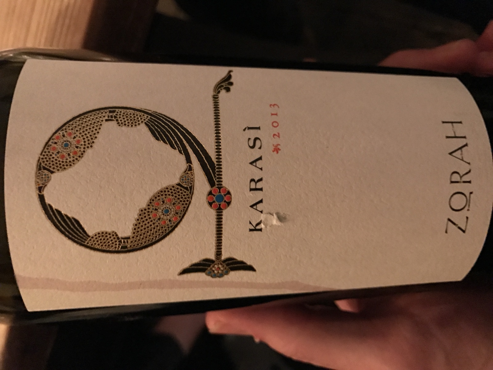 Zorah Karasì bottle label