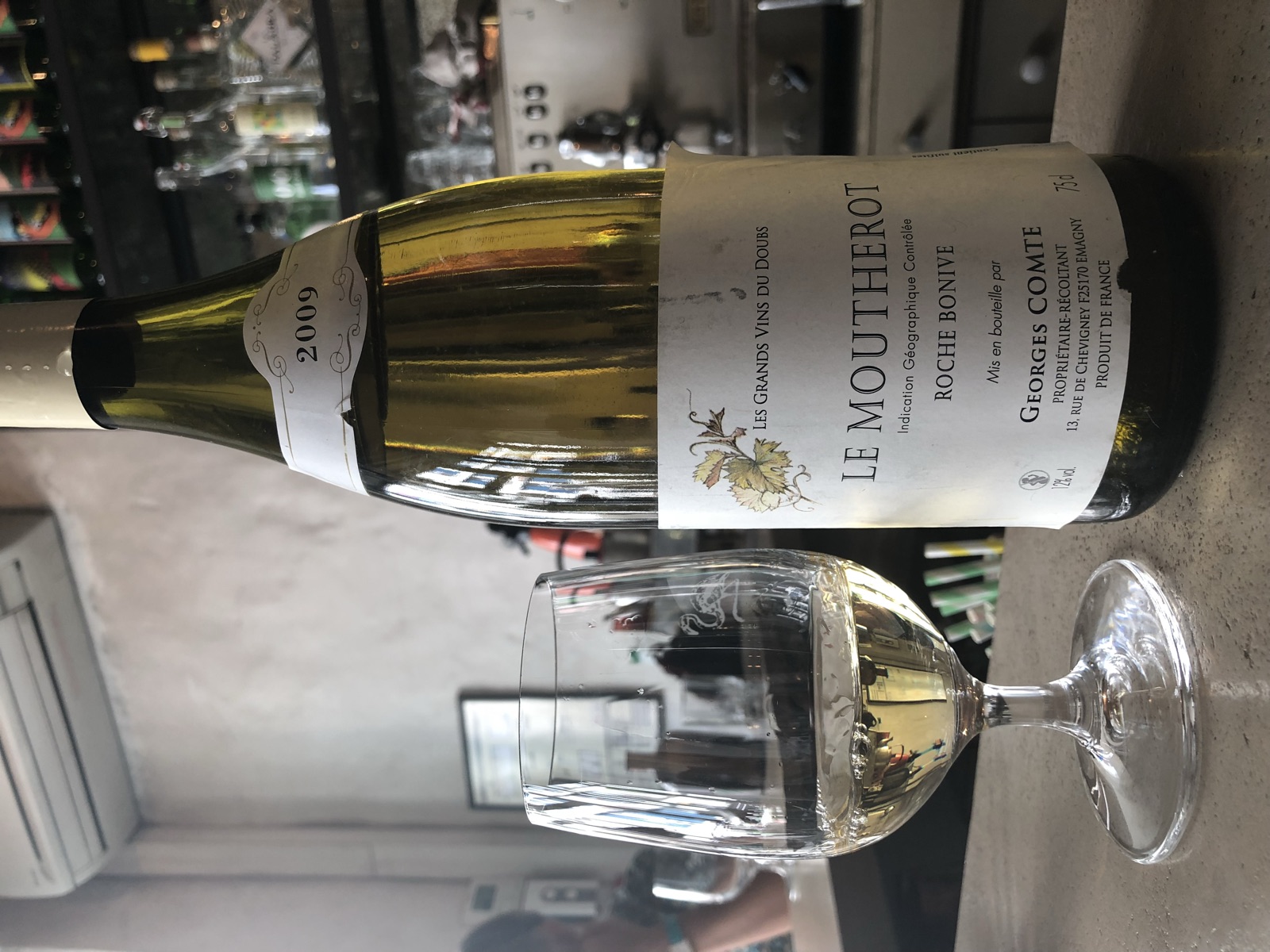 Georges Comte Le Moutherot Roche Bonive bottle