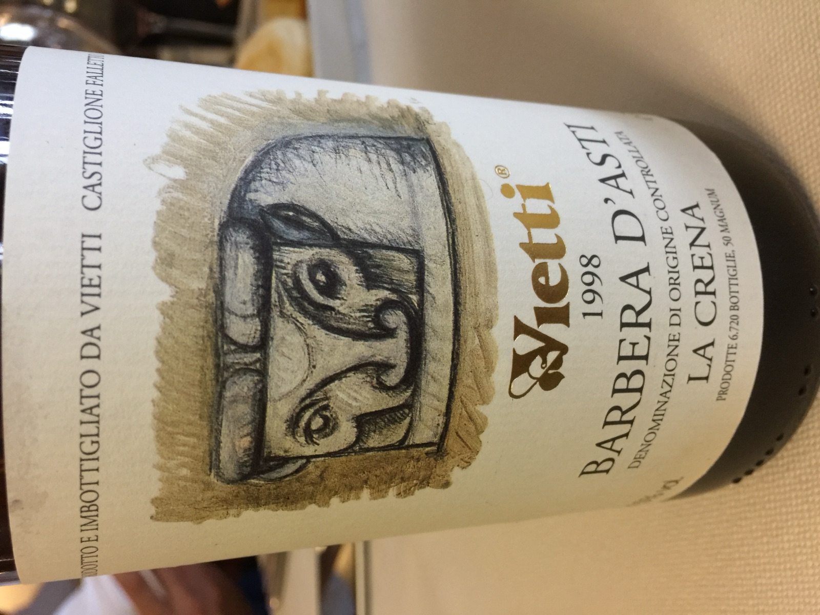 Vietti Barbera d'Asti La Crena bottle label