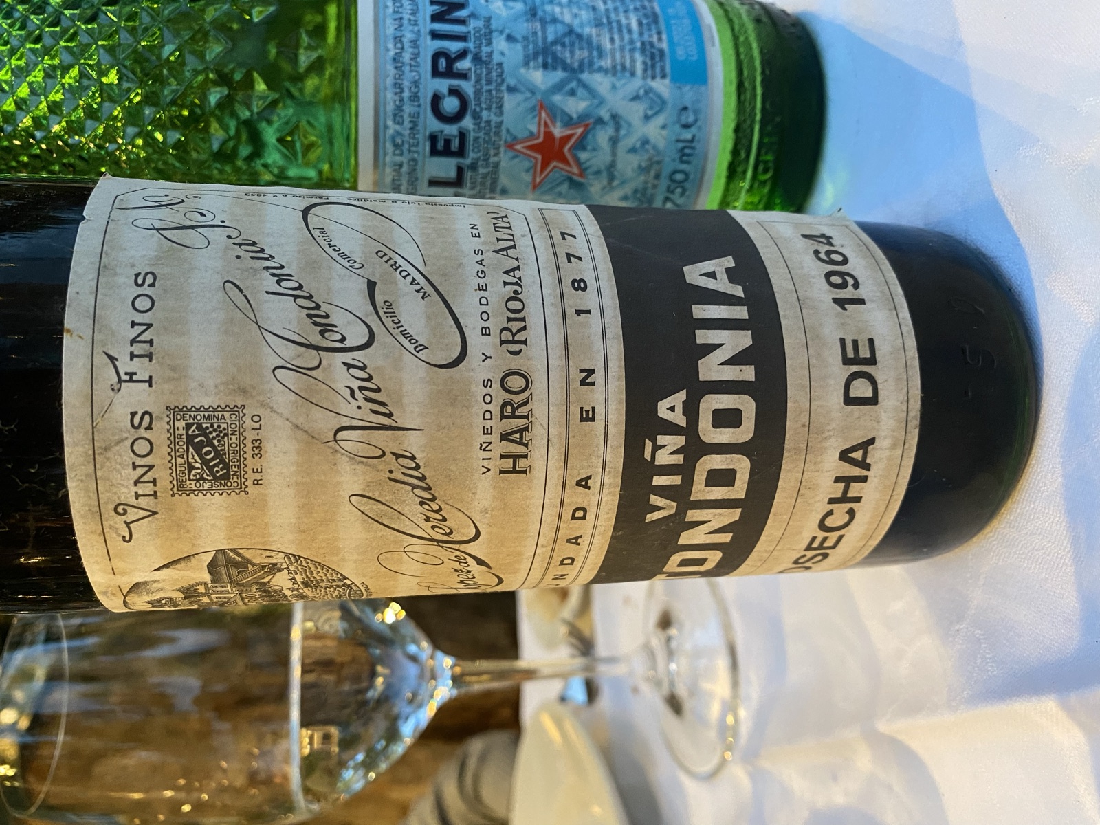 R. López de Heredia Viña Tondonia Viña Tondonia bottle